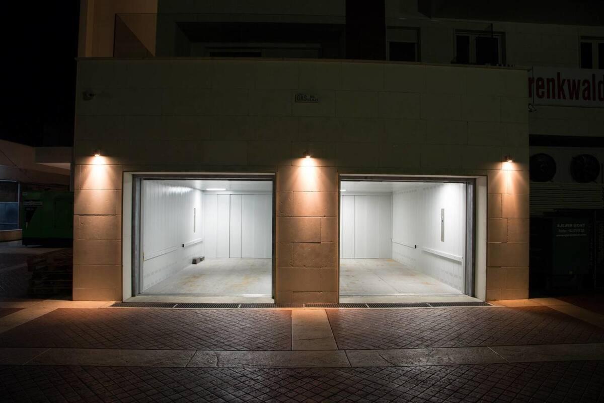 Red Lux Apartment Budva Ngoại thất bức ảnh