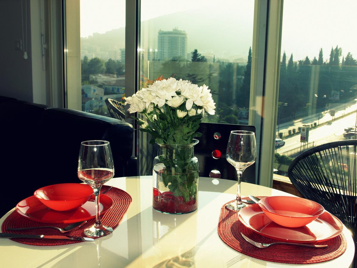 Red Lux Apartment Budva Ngoại thất bức ảnh