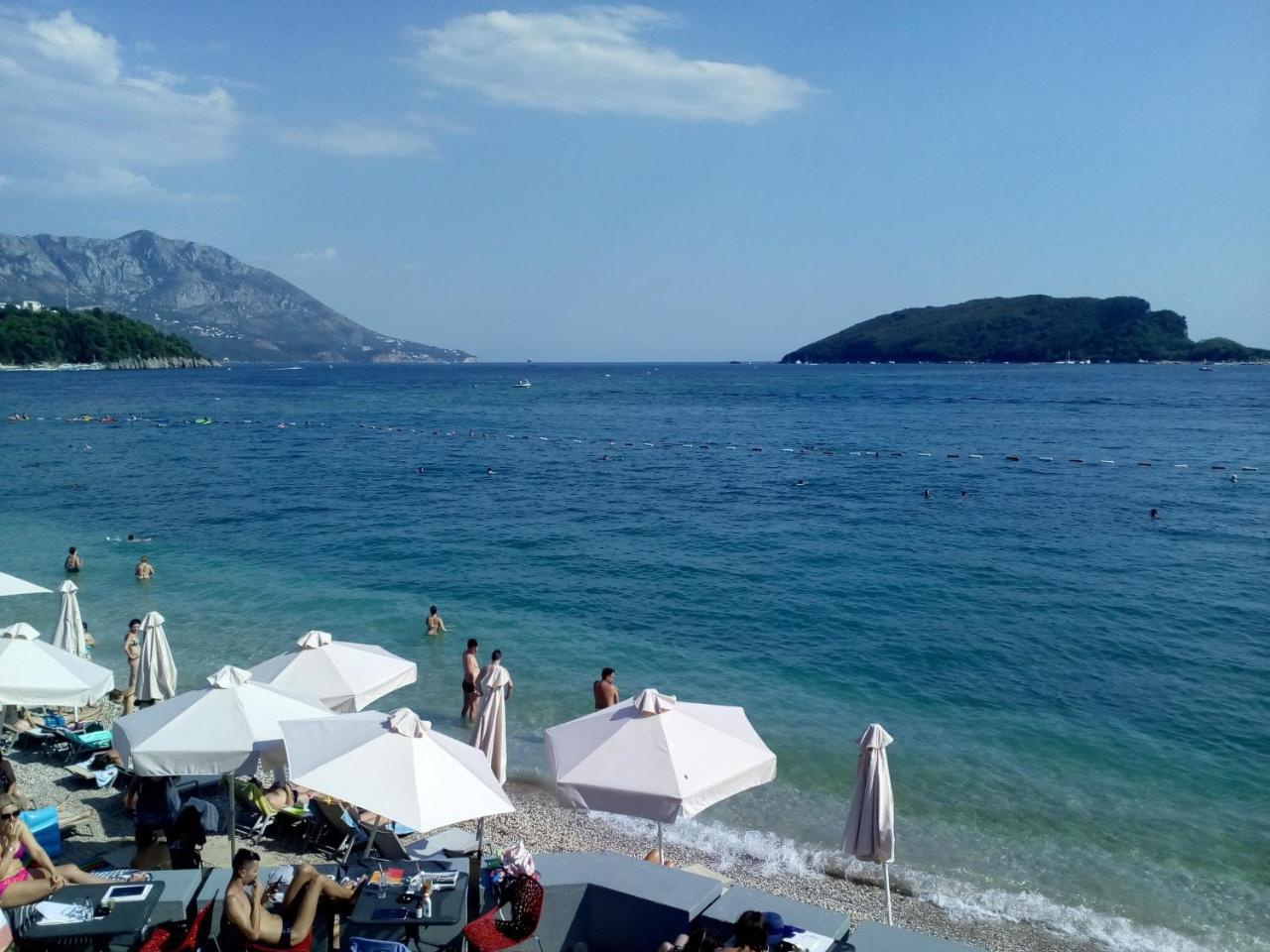 Red Lux Apartment Budva Ngoại thất bức ảnh