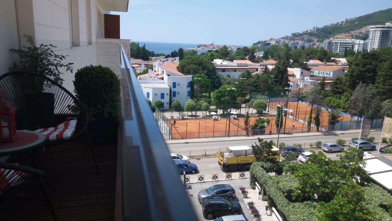 Red Lux Apartment Budva Ngoại thất bức ảnh